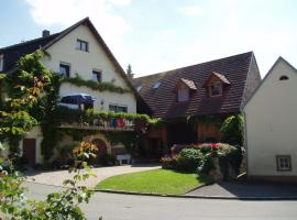 A picture of the hotel: Apartment Weinbergglück