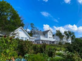 Haaheim Gaard, hotell i Uggdal