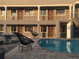 Asante’s Guest House, hotel in Calcutta