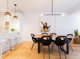 Hotel Photo: Hip, Stylish Apartment in Little Italy by Den Stays A