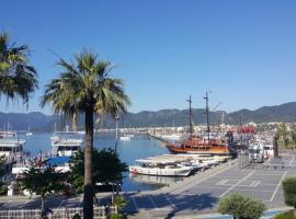 A picture of the hotel: Modern and Vibrant Apartment 7 Min to Marmaris Public Beach