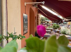 Hotel Villa La Tour, hotel em Nice
