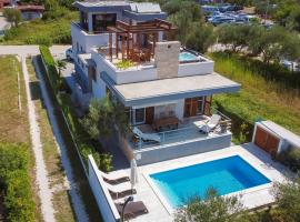 A picture of the hotel: Holiday Home Arbo by Interhome