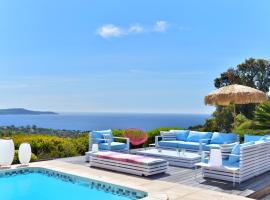 VILLA JUCANOS - Vue mer panoramique Golfe de St-Tropez，位于滨海卡瓦莱尔的酒店