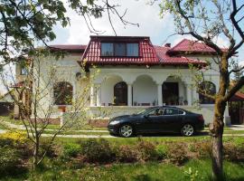 Hotel kuvat: Argeselu Garden Villa - entire floor apartment, exclusive garden access