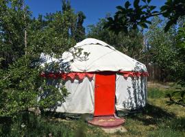A picture of the hotel: Arista Yurt Camp