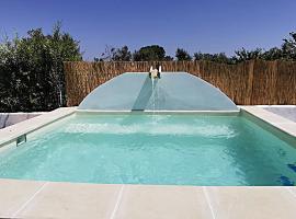 Hotelfotos: terra rossa casa di campagna con piscina