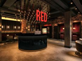 Fotos de Hotel: Radisson RED London Gatwick Airport