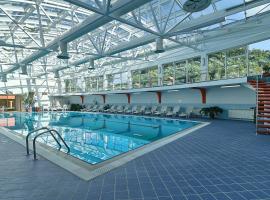 Mercure Medias Binderbubi Hotel And Spa, hotel v destinaci Mediaş