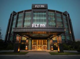 FLY INN BAKU, hotel v mestu Baku