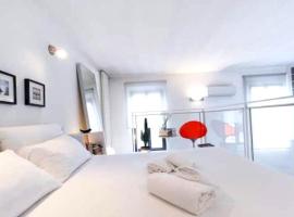 Hotel Photo: Two-story house for rent. The best choice for a family or a party