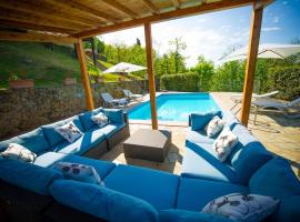 Gambaran Hotel: Stunning hilltop Tuscan villa. Private pool, spectacular views, luxury interior