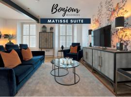 酒店照片: Luxury City-Centre Apartment & Private Outdoor Space by Bonjour Residences Edinburgh