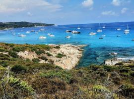 ホテル写真: SuperT2 Rdc neuf équipé à 20 minutes des plages de Cassis, 30 minutes de la Ciotat et plages du Var