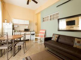 Hotel Foto: Comfortable and Affordable Deal Close to Beach and Rainforest