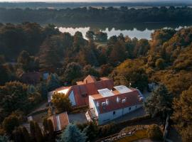 Edenrock Stairs, hotel in Leányfalu