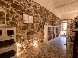 Domo Sa Barra, hôtel à SantʼAntìoco