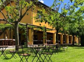 होटल की एक तस्वीर: Cascina Bosco Gerolo