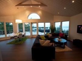 Svinö Waterfront Villa, hotel en Lumparland