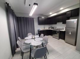 Hotel Photo: Townhouse Moderno Privado en Circuito Cerrado