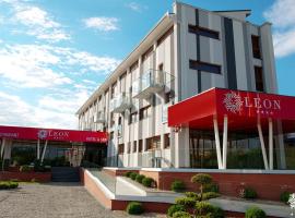 Hotel Leon & Spa, hotel em Arad