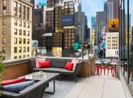 M Social Hotel Times Square New York, готель у Нью-Йорку
