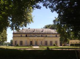 Hotel Photo: Le Château de BRESSEY & son Orangerie
