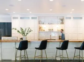 Hotel Cashiers