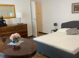 A picture of the hotel: Rooms in San Domenico Maggiore 3