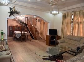 Фотографія готелю: 4 Bedroom Villa near Benaulim Beach