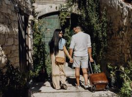 Oinou Strata - Adults Only, Hotel in Vouni