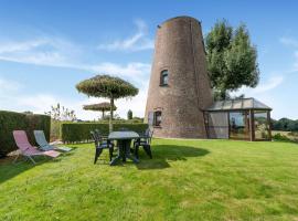 Hotel kuvat: Stunning Holiday Home in Oombergen with Terrace and Garden