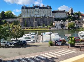 מלון צילום: A appartement Cozy, vue sur le port, gîte, les pieds dans l'eau