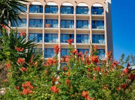 A picture of the hotel: Navarria Blue Hotel