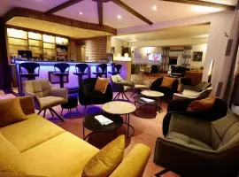 瓦尔德尔鲁尔酒店