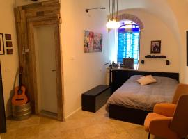 होटल की एक तस्वीर: La Guta Studio Suite The Milano Suite