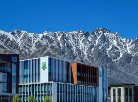 Holiday Inn Queenstown Remarkables Park, hotel em Queenstown