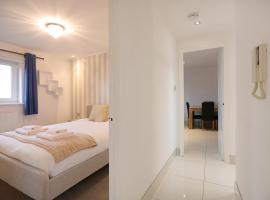 Hotel Photo: The South Maybury Residence