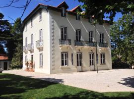 Gambaran Hotel: Luxurious royal estate in historic Sintra paradise