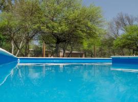 מלון צילום: Casa de campo vacacional con piscina