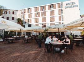Hotel Jadran Šibenik, hotel en Šibenik