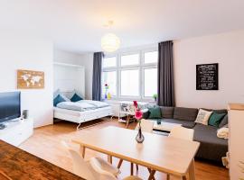 Hotel fotoğraf: Helle Wohnung in TOP-Lage, Hasselbachplatz - Altstadt, W-LAN, 4 Schlafplätze