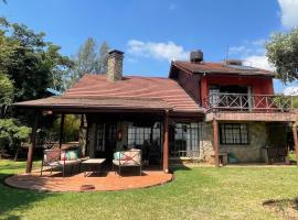 Francolin Cottage at Great Rift Valley Lodge & Golf Resort Naivasha, hotell Naivashas
