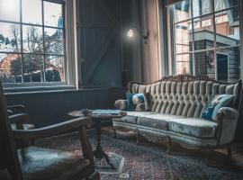 Hotel fotoğraf: Bed en kerk monumentale 2 slaapkamer woning