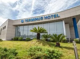 포드고리차에 위치한 호텔 Hotel Terminus