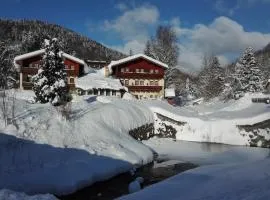 Rodinný "Hotel U Můstků"