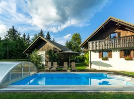 Gambaran Hotel: Holiday House in Nature with Pool, Pr Matažič