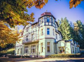 Hotel Hubertus, ξενοδοχείο στο Κάρλοβι Βάρι