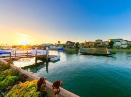 Hotel Photo: Canalfront Charmer