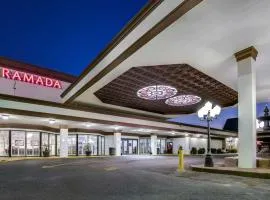 Ramada by Wyndham Metairie New Orleans Airport, hotel a Metairie